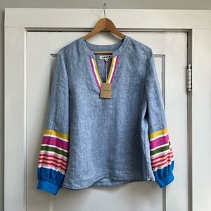 Biden split neck too.